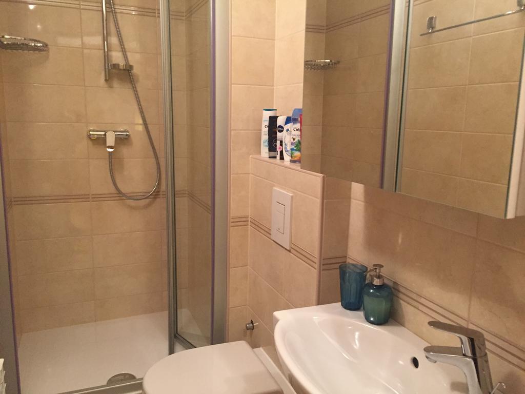 Apartments Ziher Zagreb Room photo